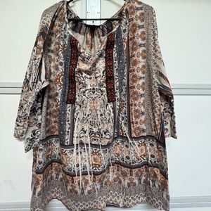 Women’s 3X top